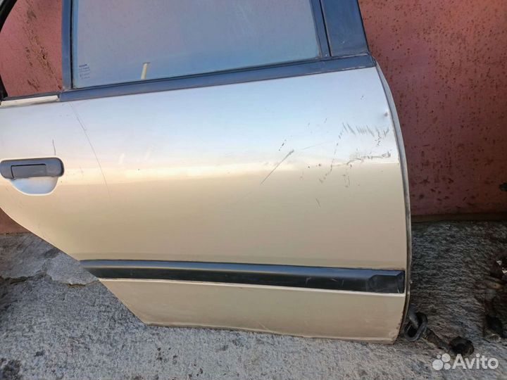 Двери задние Nissan Primera P10 P11