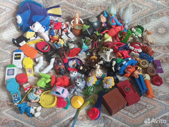 Игрушки Макдональдс, Чупа-чупс,M&M,PEZ,Nestleретро