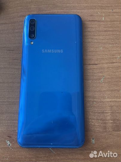 Samsung Galaxy A50, 6/128 ГБ