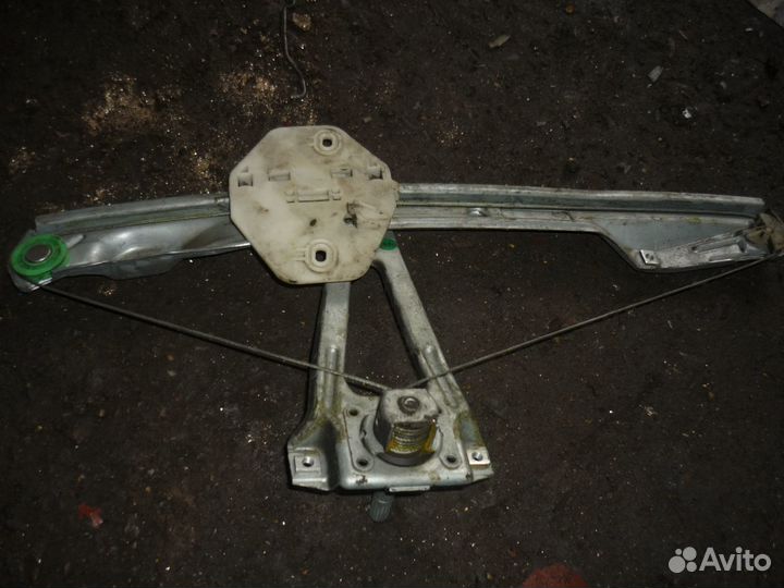 Стеклоподъемник мех. задний левый Рено Клио