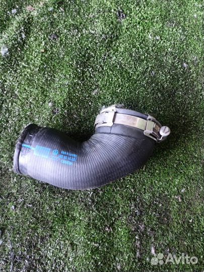 Патрубок Volkswagen Golf BLG
