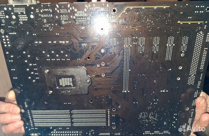 Материнская плата с процессором