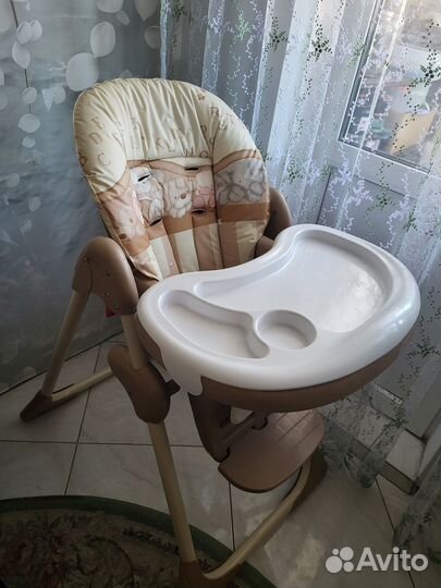 Стульчик для кормления ребенка