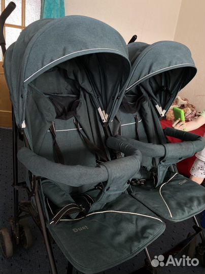 Коляска двойная