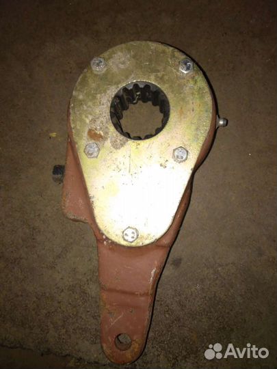 Тормозной рычаг трещетка