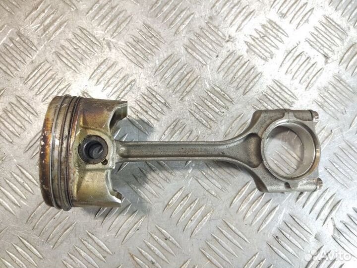 Поршень с шатуном Honda Civic 2006-2012