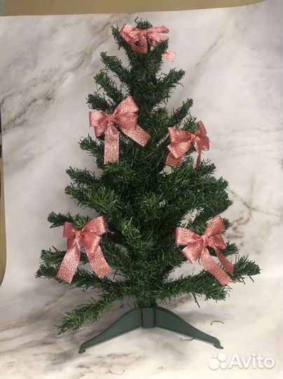 Новогодние бантики на елку