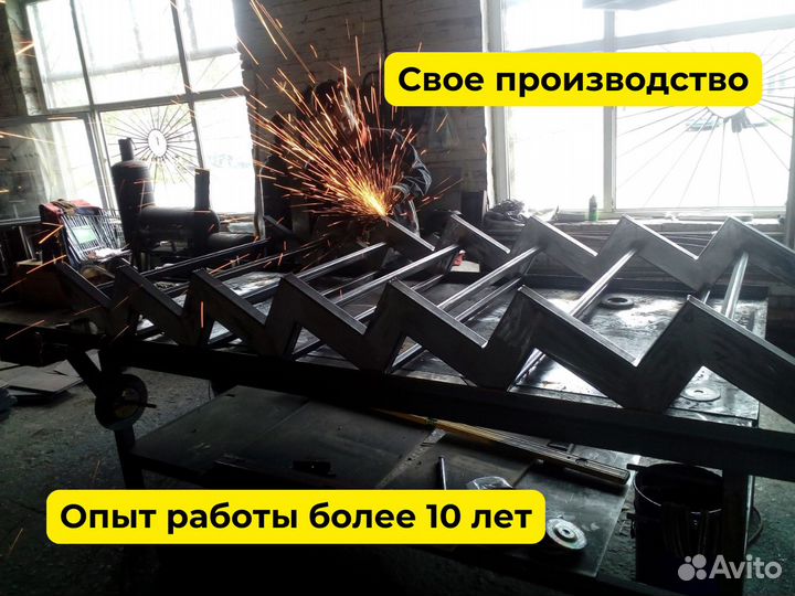 Лестница на металлокаркасе