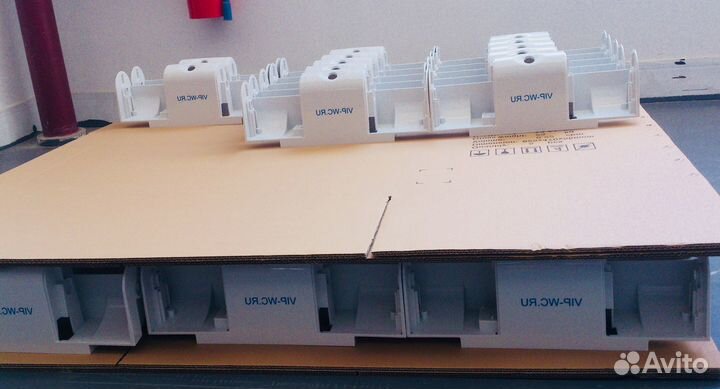 Диспенсер для сидение - робот унитазный navisani с