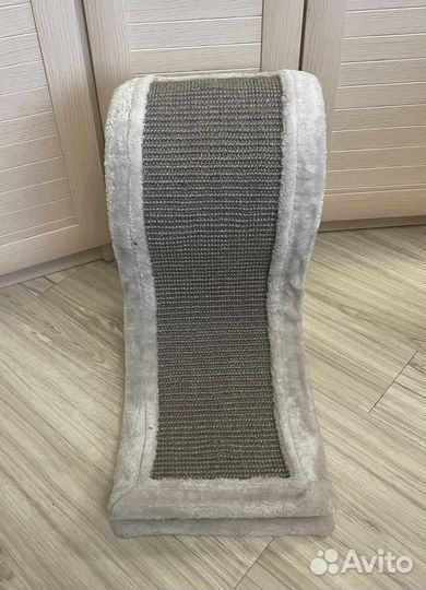 Когтеточка-волна со столбиком Petmax