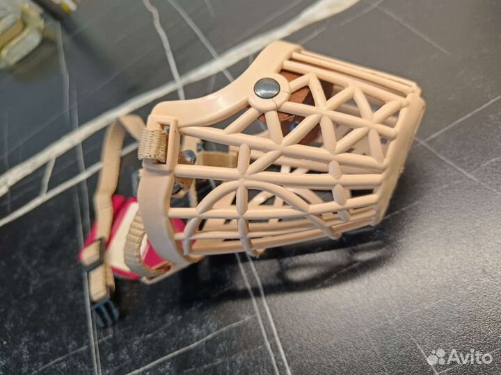 Намордник для собаки пластик