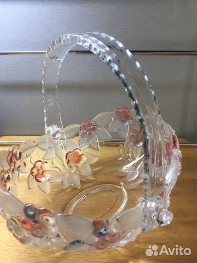 Ваза -корзинка с розочками