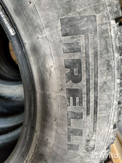Pirelli Ice Zero 235/65 R17