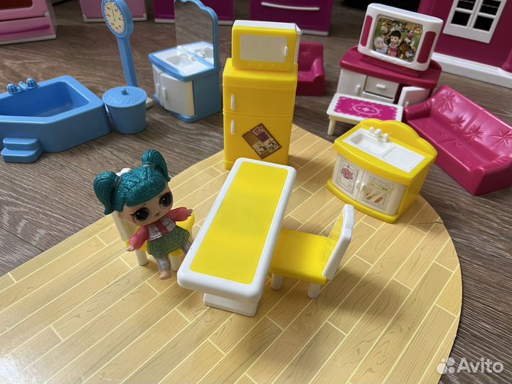 Мебель для кукольного домика