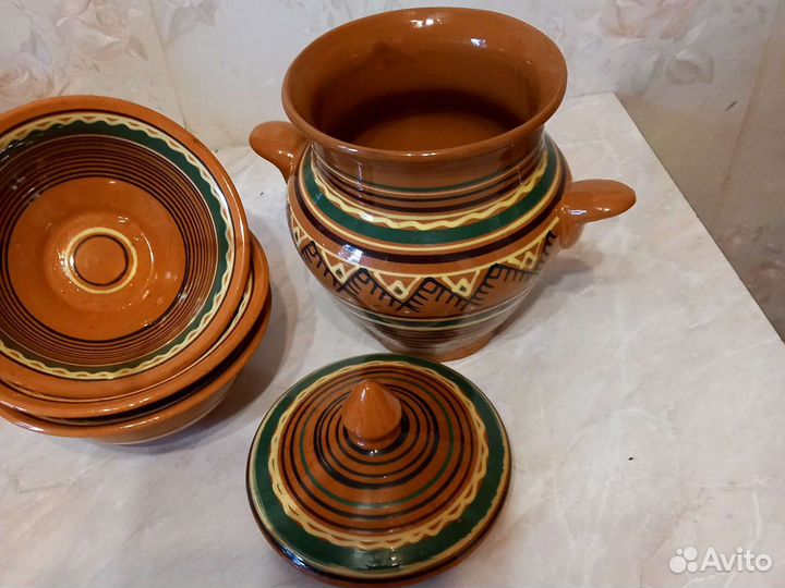 Горшок с тарелками керамический