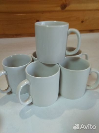 Бокалы, чашки