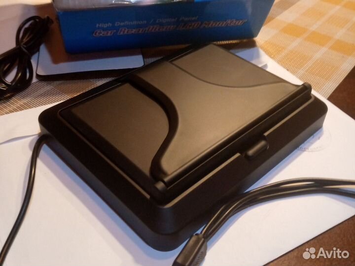 Монитор с камерой заднего вида