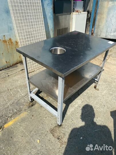 Стол нерж с отверстием для отходов 1100*700