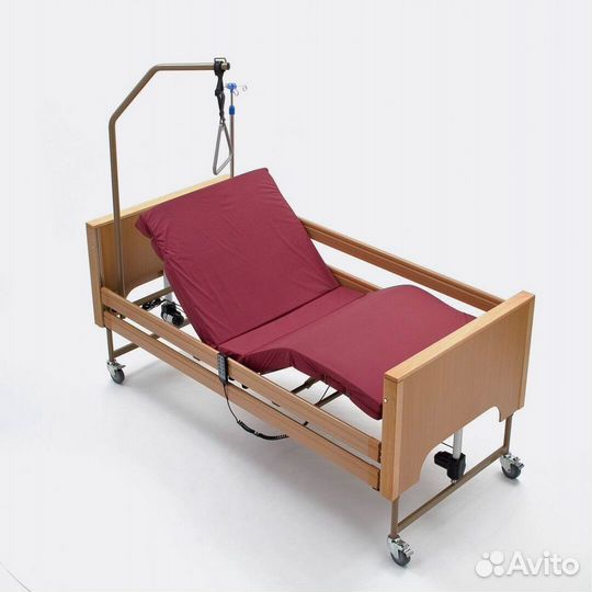 Медицинская кровать