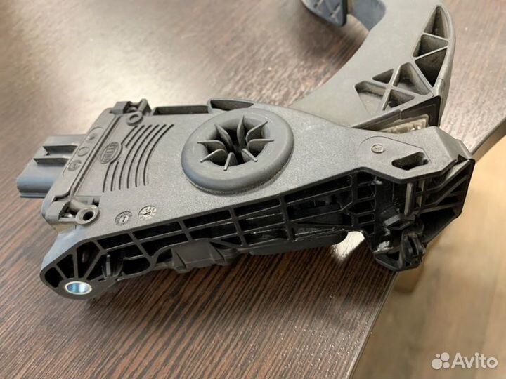 Педаль газа Audi A6 C7 cdnb 2012