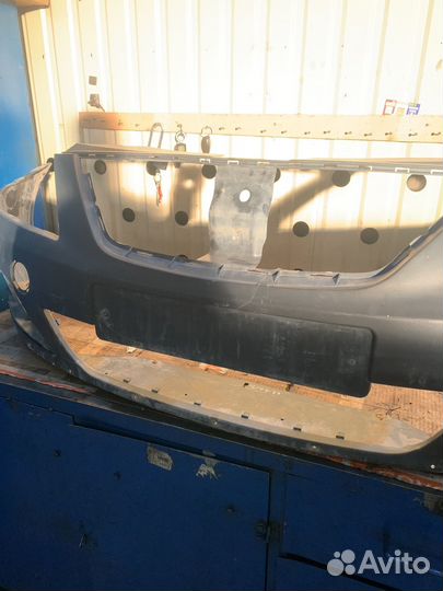 Передний Бампер на largus cross