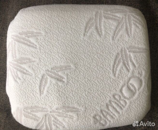 Ортопедическая подушка для новорожденных
