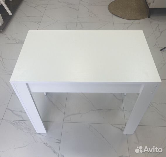 Кухонный стол