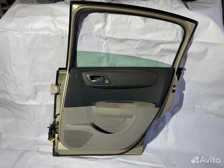 Дверь задняя правая Citroen C4 LC / LA TU5JP4 2006