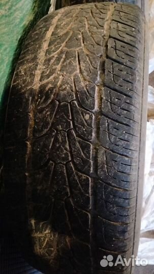 Roadstone Roadian HP SUV 235/65 R17