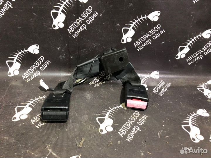 Ответная часть ремня безопасности задняя Nissan