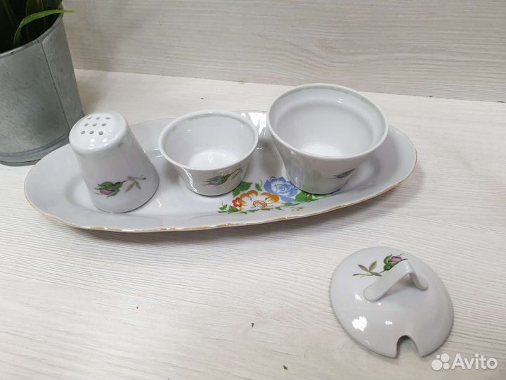 Набор фарфоровые солонок СССР
