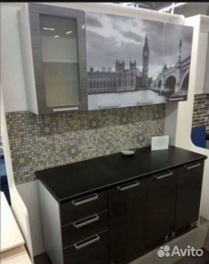 Кухонный гарнитур 