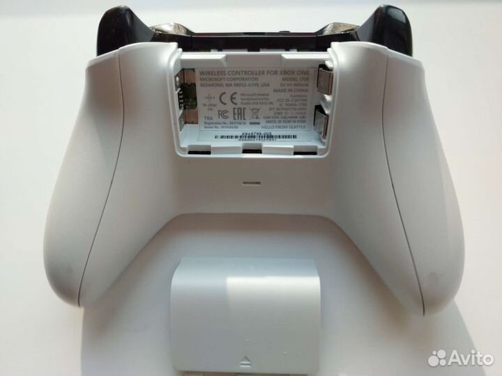 Геймпад, джойстик для Xbox One/One S