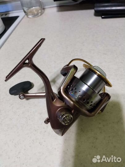 Катушка Akara galeon fg2000, Ryobi zauber 4000