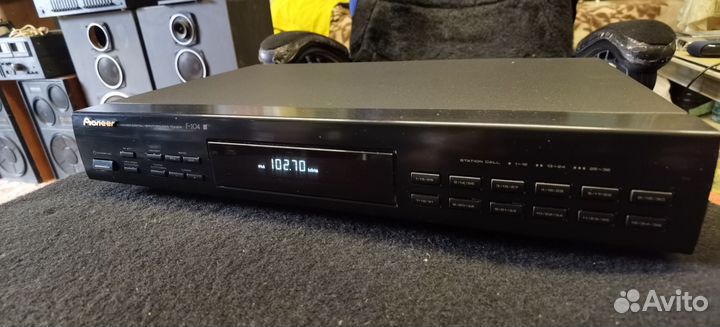 Тюнер Pioneer F 104
