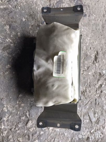 Подушка безопасности в торпедо Мазда 3 BK Mazda 3