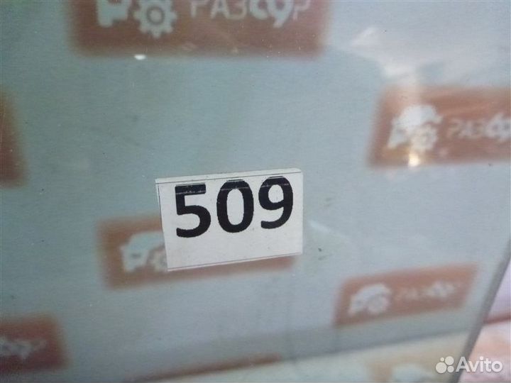 Стекло двери переднее левое Audi A4 B5 ADR 1995