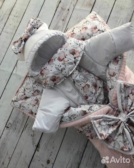 Конверт на выписку для девочки