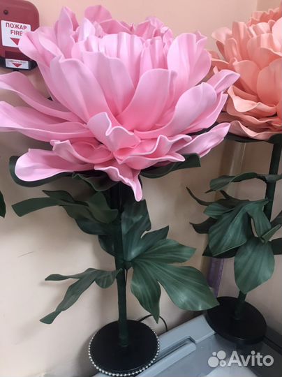 Светильник пион