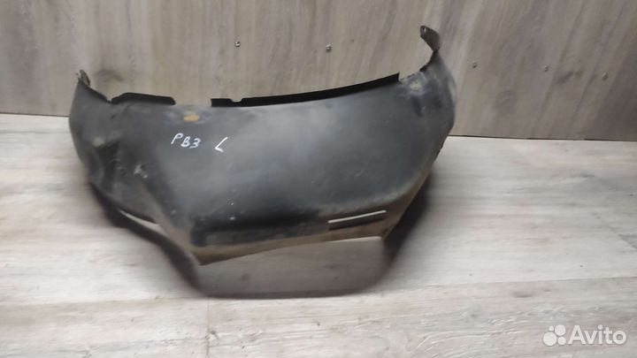 Подкрылок левый передний Фольксваген пассат б3