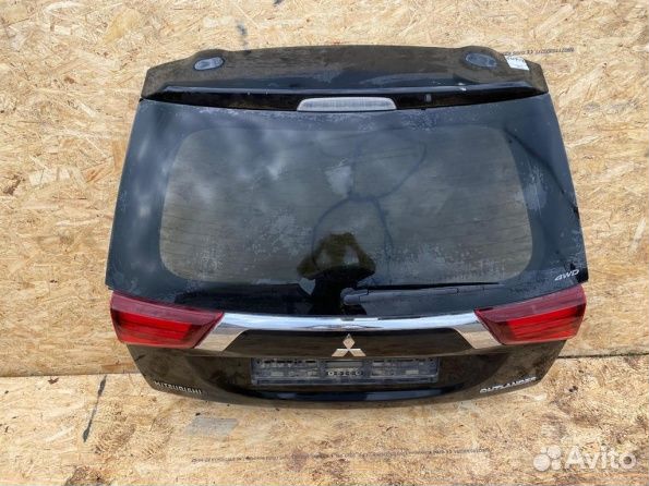 Крышка багажника Mitsubishi Outlander 3