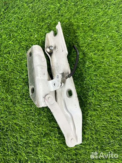 Петля капота правая Bmw 5-Series E60 N52B25A 2007