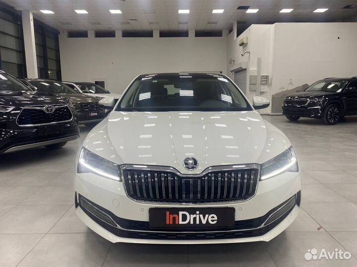 Skoda Superb 2.0 AMT, 2024