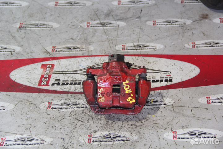 Суппорт зад лево c Subaru Legacy BP5 EJ20X