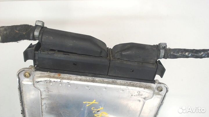 Блок управления двигателем Volkswagen Golf 4, 2002