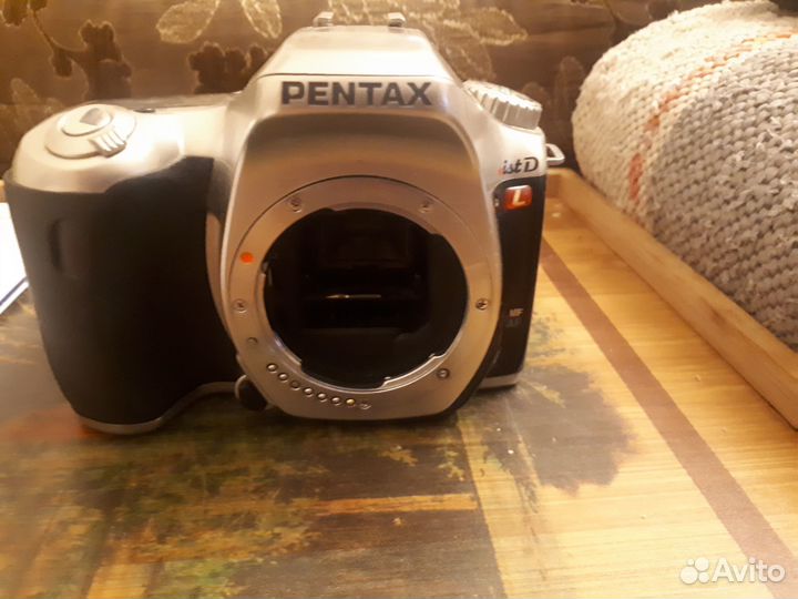 Цифровой фотоаппарат Pentax ist D L