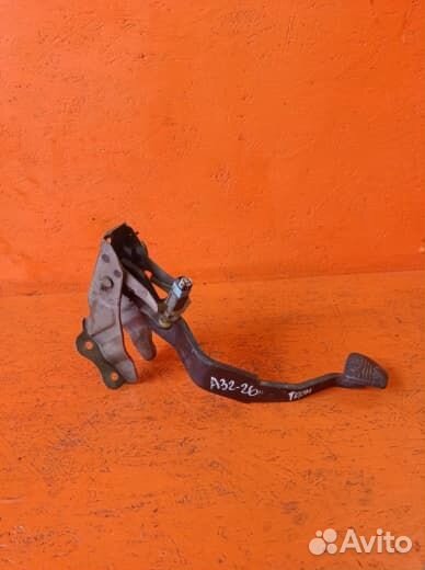 Педаль тормоза nissan cefiro A32