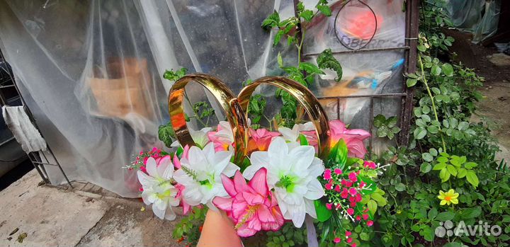 Кольца. Свадебное украшение на машину