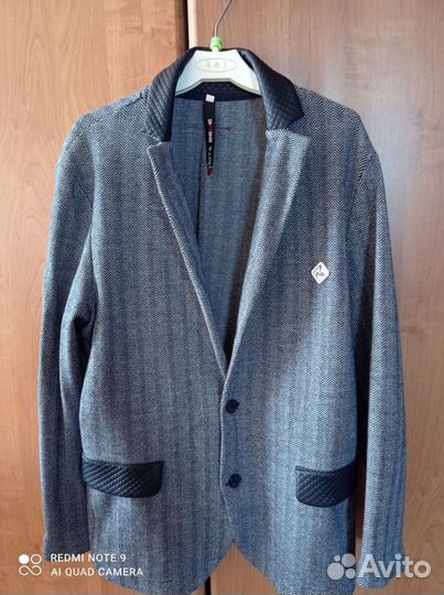 Пиджак трикотажный