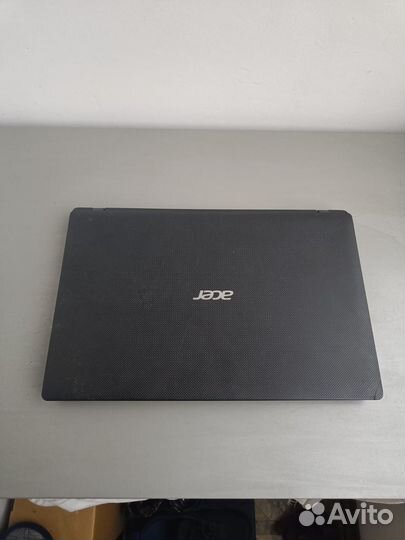 Acer core i-3, 6gb, GeForce GT 610m